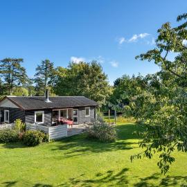 Awesome Home In Græsted With Wifi