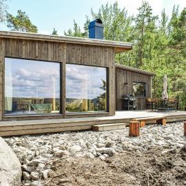 Stunning Home In Risør With Ethernet Internet, готель у місті Рісер