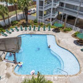 Oceanfront Condo Heated Pool Walk to Beach Views, hotel a Galveston