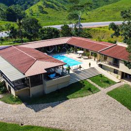 Finca Hotel Sawa, ξενοδοχείο σε Maceo