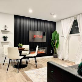 Luxury Stay Near Niagara Falls, hotelli Niagara Fallsissa