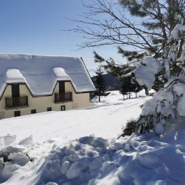 Casa Vrelo, Golija, hotel in Raška