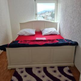 1 Beautiful Room in an 3-Bed-Room-Appart, hotel di Grenchen