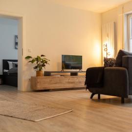 BEST STAY CityAppartment Hünfeld- SmartTV FreeWlan Balkon, in wenigen Minuten am Bahnhof, Innenstadt und doch ruhig gelegen - ideal für Paare oder Geschäftsreisen, хотел в Хюнфелд
