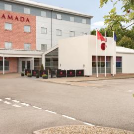 Ramada Wakefield: Wakefield şehrinde bir otel