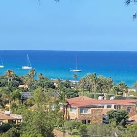 CALA SINZIAS, 150 mt dalla splendida spiaggia, hotel en Castiadas