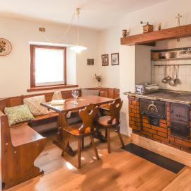 Casa Cebajova Cuore di Mamma, hotel in Stregna