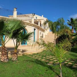 B&B Villa Brikinnia, hotel em Lentini