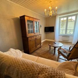 Maison Chez Gilberte à Salers, hotel u gradu 'Salers'