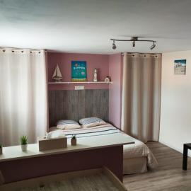 Chambre spacieuse agréable fonctionnelle chez l habitant