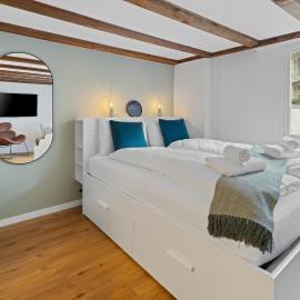ARISER - Zug Unique Apartment in Historic 15th Century Building