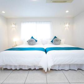 Miraie Awaji Kuruma95 – hotel w mieście Awaji