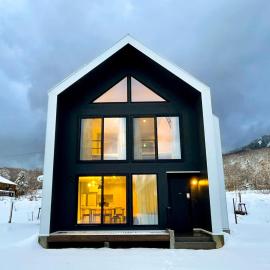 Niseko White Villas II, hotel di Kaributo