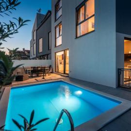 Casa Jugo by Briskva