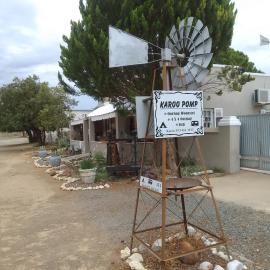 Karoo Pomp، فندق في Vosburg