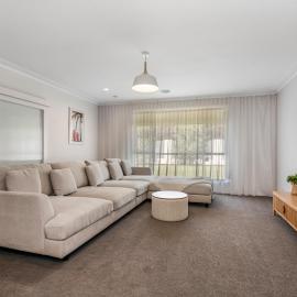 Charming 3BR Home in Bendigo, hotell sihtkohas Kennington