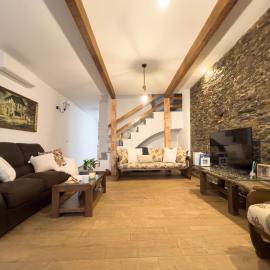 Los Chulillos, hotel in Ahigal