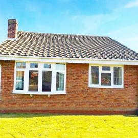 Seagull Cottage - Chapel St Leonards - close to beach & shops