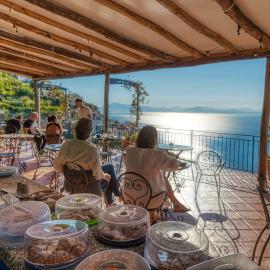 Villa Pino, ξενοδοχείο στο Furore