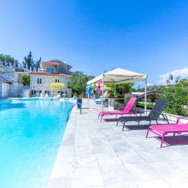 Paco's Resort Holiday Flats, hotell i Gaios