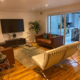 Beautiful 3 Bedroom Home in St Albans, hotel i Saint Albans