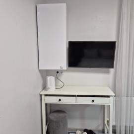 Budget private room near Northern Bus station, hotel in Chişinău