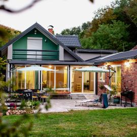 Escape to Nature - Dolac Franić, hotel in Brestovac