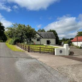 Littlemount Farm Cottage, hotel v mestu Brookeborough