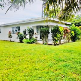 Tonga Airport Cottage - Entire Place, hotel in Fua‘amotu