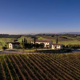 Colle Alberti Country House, hotel in Cerreto Guidi