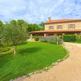 Villa Mediterana, hotelli kohteessa Kras