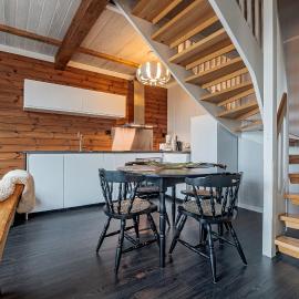 Arctic Lofoten Retreat - Enjoy the silence!, hotel u gradu Straum