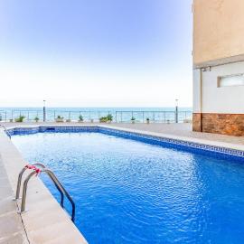 3 Bedroom Nice Apartment In Torrevieja, hotel in Torrevieja