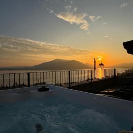 Terrazza sulle mura Appartamento Sole, hotel u gradu Predore