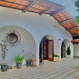 Casa Sol - Suítes Econômicas no Centro de Ubatuba