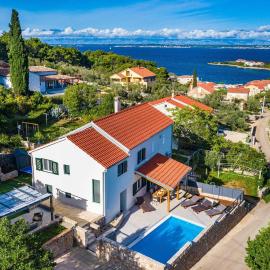 Lukoran에 위치한 호텔 MY DALMATIA - Sea view villa Nana with private heated pool