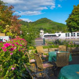 Panorama-Café MOSELGARTEN, hotel em Alf