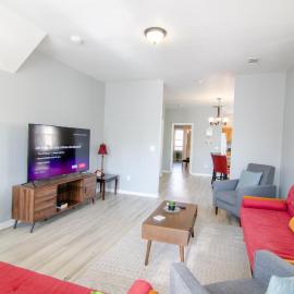 Near NYC Spacious 4 bedroom 2 and a half bath, hotel a North Bergen