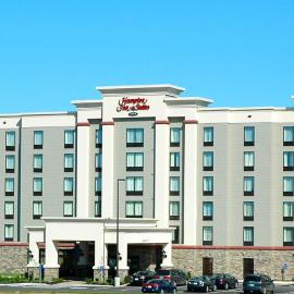 Hampton Inn & Suites by Hilton Moncton, hotel v destinaci Moncton