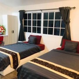 ภูเคียงน้ำรีสอร์ต ที่พักริมน้ำวัดเรืองแสงช่องเม็ก, hotel i Ban Nong Mek