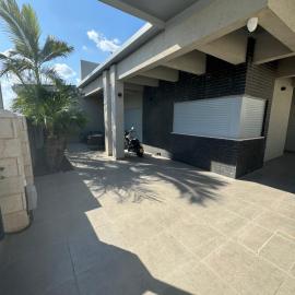 בית בעמק בעיצוב מודרני וחמים, hotel in Bet Sheʼan