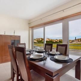 Apartamento Gamboa-Frente à Praia, hotell i Peniche