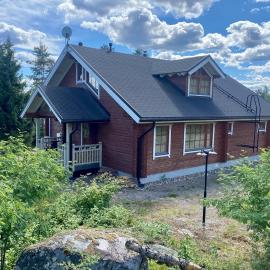 Hirsihuvila Kolilla, Villa Lumme, hotel u gradu Hattusaari