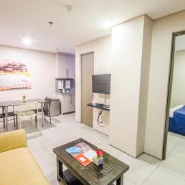 Jade Hotel and Suites