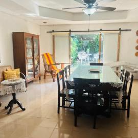Anton & Isabel Charming Home in Bangued, Hotel in Bangued