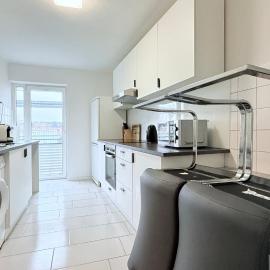 Neumünster Apartments direkt an der Stadthalle mit WLAN & Parkplatz