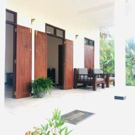 Renu's House By Villa Greenery, hotel v mestu Talpe