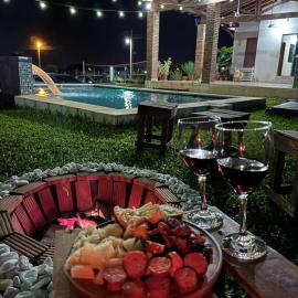Casa Quinta con piscina quincho con parrilla, hotel sa Guarambaré