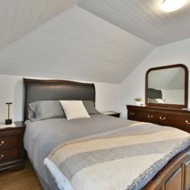 Chambre 306 de l'hôtel Victoria confortable et moderne, hotel em Saint-Pascal