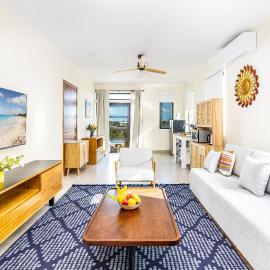 Sienna I Long Bay Retreat I Luxury Stay Near Grace Bay & Long Bay Beach, hotel in Long Bay Hills